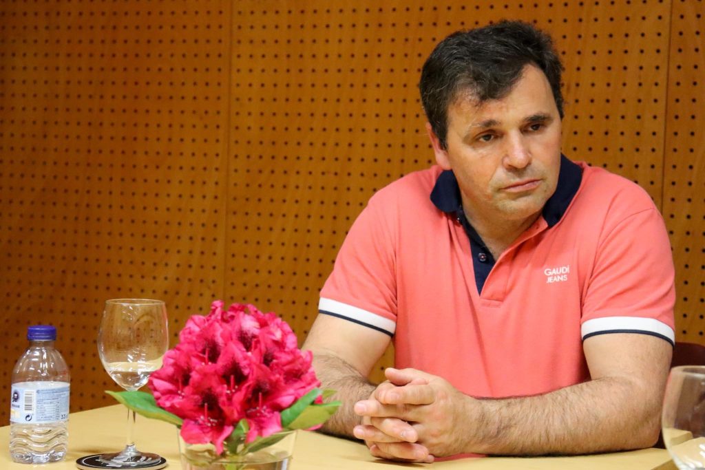 8C86F8FB-0F1A-41FE-9C53-506052A34D9B