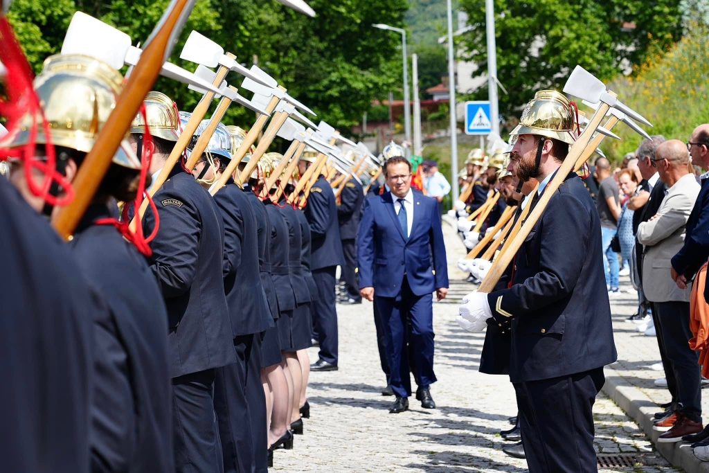 D178AA41-2510-4EC7-8F5D-CC8D66EE2F73