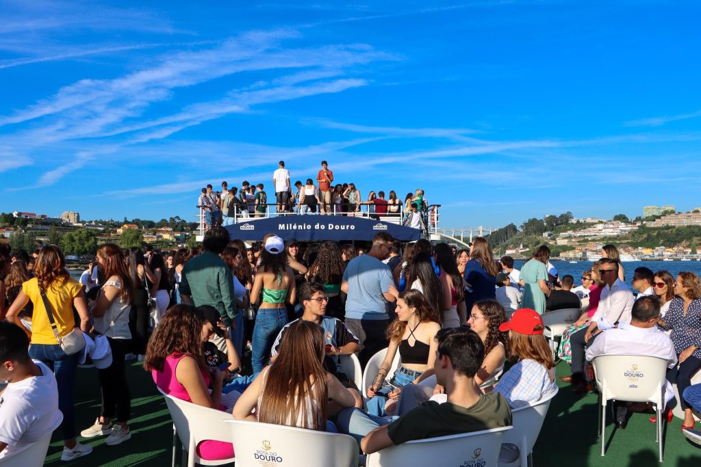 DCD20FF1-606B-430C-914A-B658251DCAB5